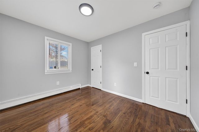 65 Maple Lane, Medford, NY 11763