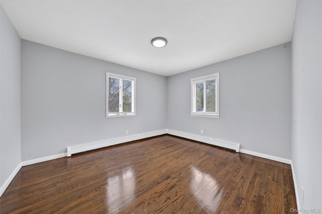 65 Maple Lane, Medford, NY 11763