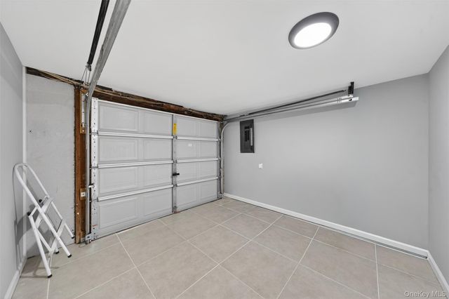 65 Maple Lane, Medford, NY 11763