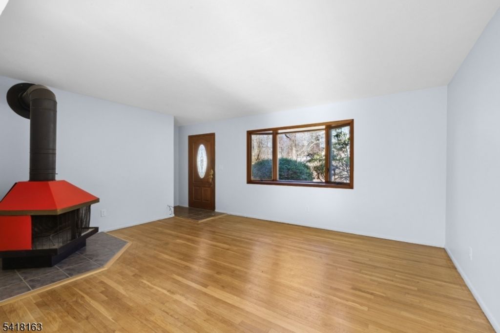 18 Kendall Dr, Ringwood Boro, NJ 07456 — photo 3