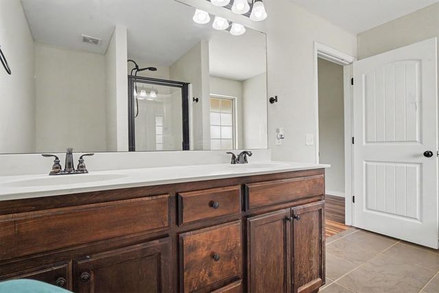 11304 NW 99th Street, Yukon, OK 73099