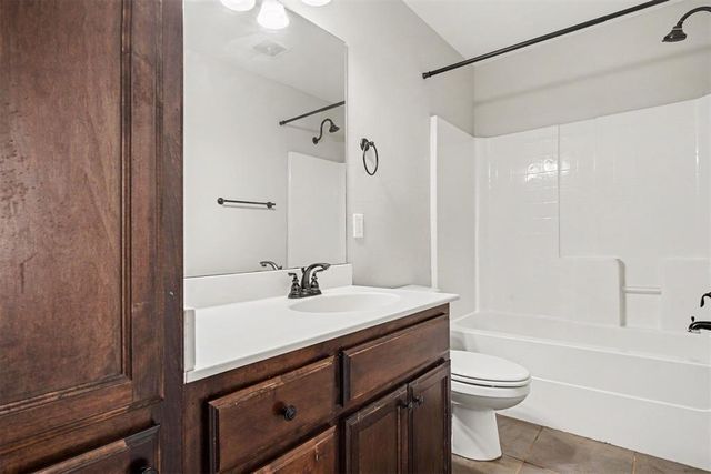 11304 NW 99th Street, Yukon, OK 73099