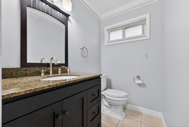 704 SW 89th Avenue, Plantation, FL 33324