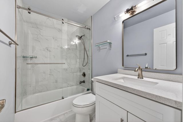 704 SW 89th Avenue, Plantation, FL 33324