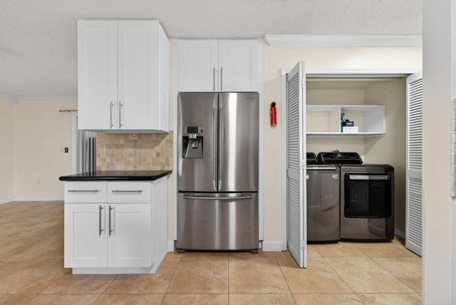 704 SW 89th Avenue, Plantation, FL 33324