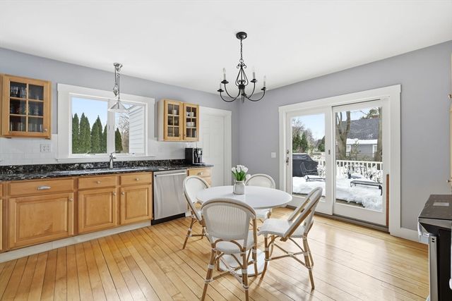 428 Main St, Hingham, MA 02043