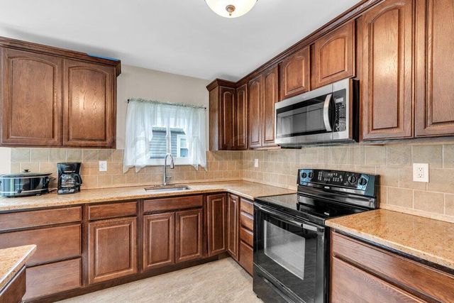 24 Liberta Drive, Toms River, NJ 08757