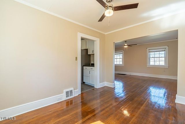 30172 Hillman Highway, Meadowview, VA 24361