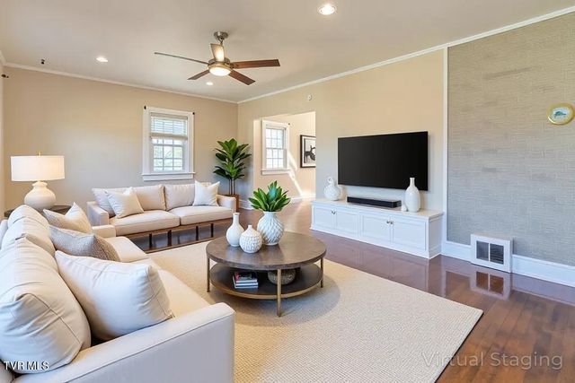 30172 Hillman Highway, Meadowview, VA 24361