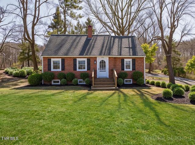 30172 Hillman Highway, Meadowview, VA 24361