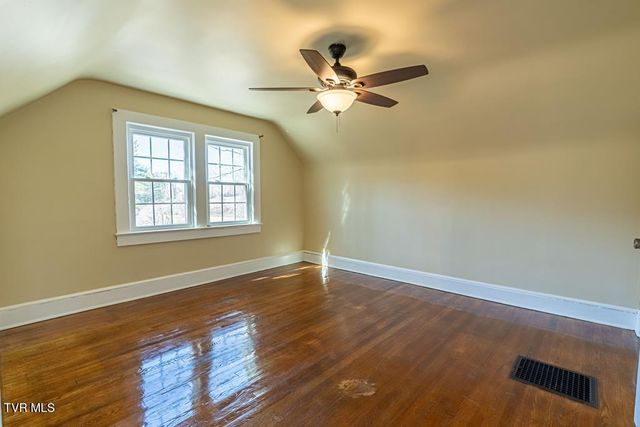 30172 Hillman Highway, Meadowview, VA 24361