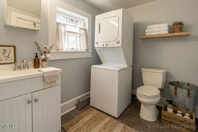 30172 Hillman Highway, Meadowview, VA 24361