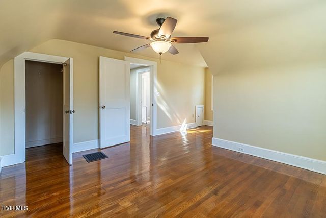 30172 Hillman Highway, Meadowview, VA 24361