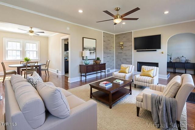 30172 Hillman Highway, Meadowview, VA 24361