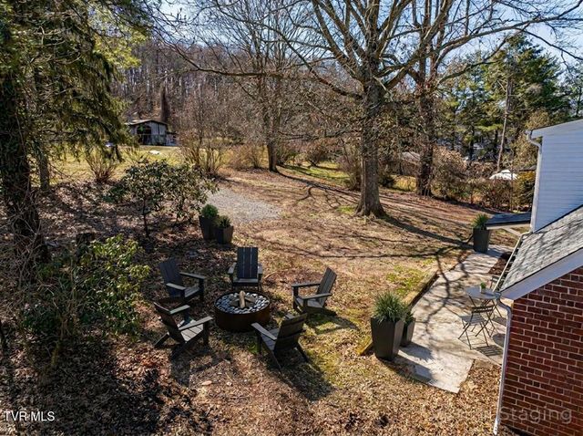 30172 Hillman Highway, Meadowview, VA 24361