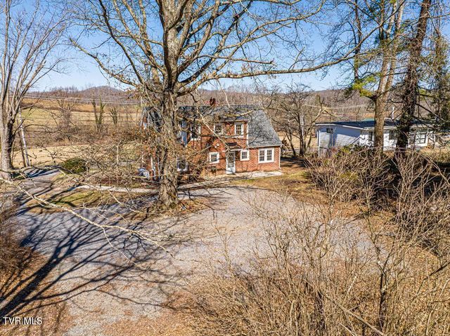 30172 Hillman Highway, Meadowview, VA 24361