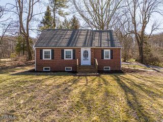 30172 Hillman Highway, Meadowview, VA 24361
