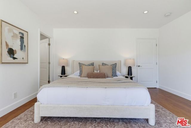 662 N DILLON Street, Los Angeles, CA 90026