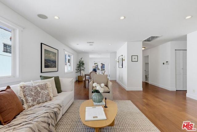 662 N DILLON Street, Los Angeles, CA 90026