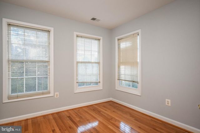 1303 CAMERON HILL CT, Silver Spring, MD 20910