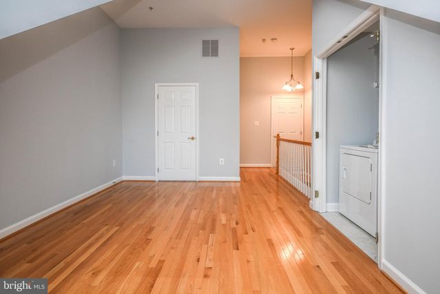 1303 CAMERON HILL CT, Silver Spring, MD 20910