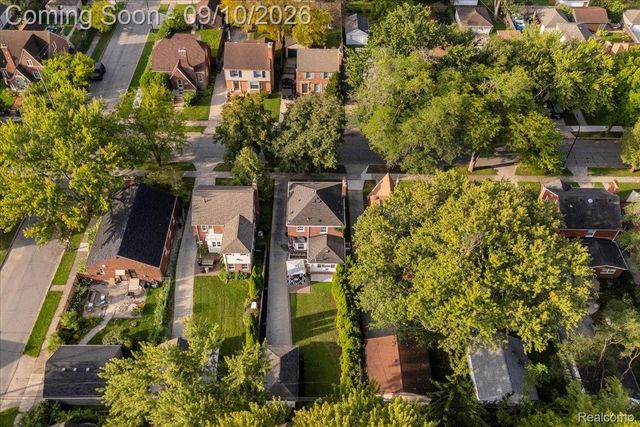 456 Manor Street, Grosse Pointe Farms, MI 48236