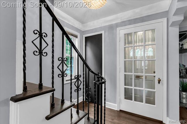 456 Manor Street, Grosse Pointe Farms, MI 48236
