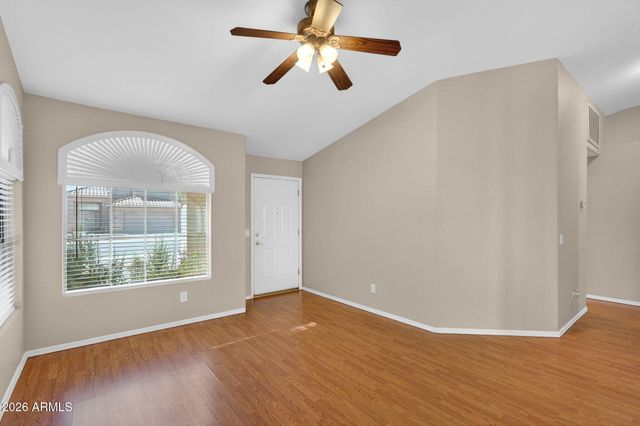 1040 W SEAGULL Drive, Chandler, AZ 85286