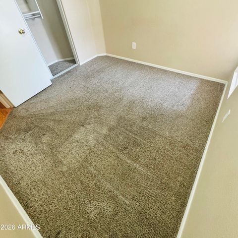 1040 W SEAGULL Drive, Chandler, AZ 85286