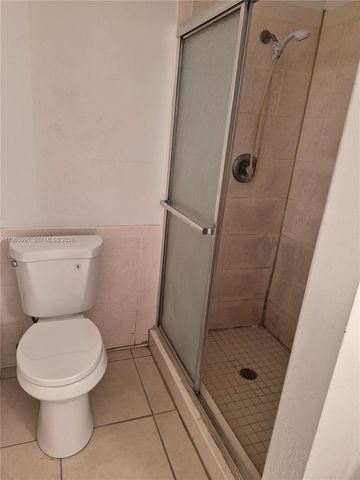 2747 NW 47th Lane 3006, Lauderdale Lakes, FL 33313