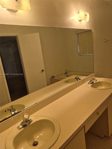 2747 NW 47th Lane 3006, Lauderdale Lakes, FL 33313