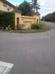 2747 NW 47th Lane 3006, Lauderdale Lakes, FL 33313