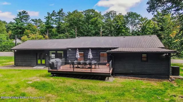 609 Route 32a, Palenville, NY 12463