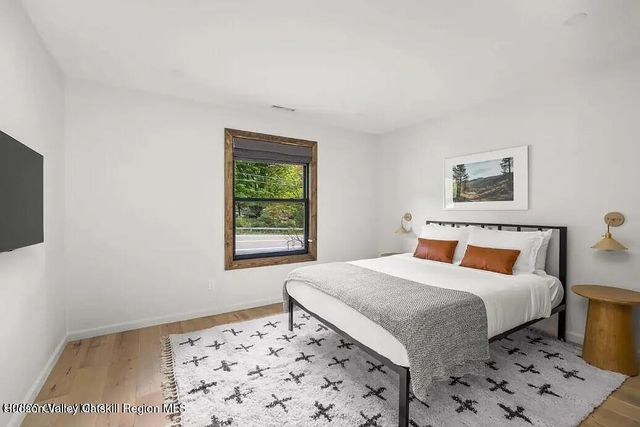 609 Route 32a, Palenville, NY 12463