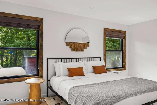 609 Route 32a, Palenville, NY 12463