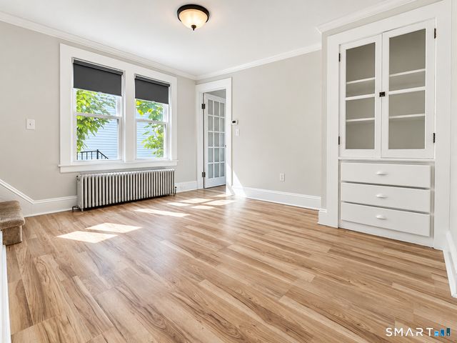 30 Essex Street, Manchester, CT 06040