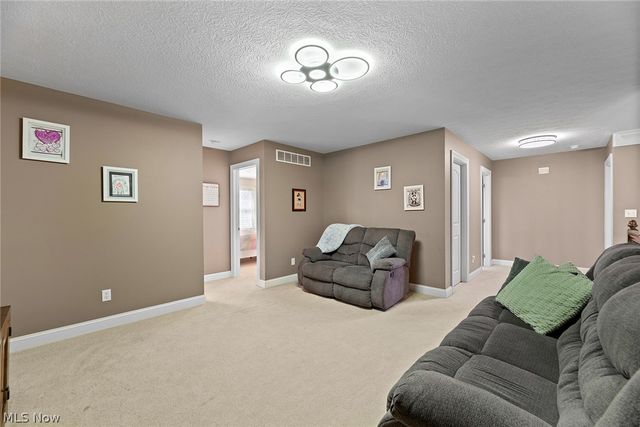 3407 Chadwick Drive, Uniontown, OH 44685