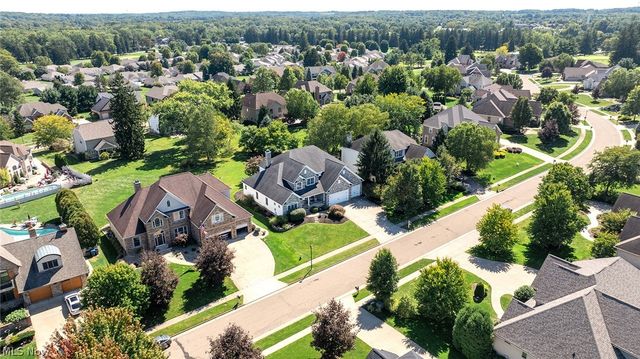 3407 Chadwick Drive, Uniontown, OH 44685