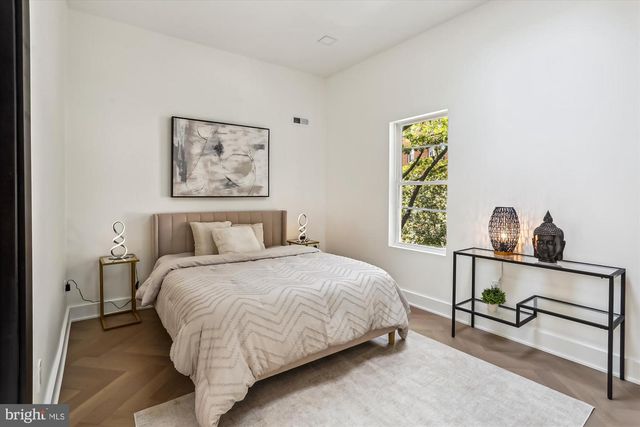 1832 FLORIDA AVE NW, Washington, DC 20009