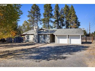 52300 GLENWOOD Dr, La Pine, OR 97739