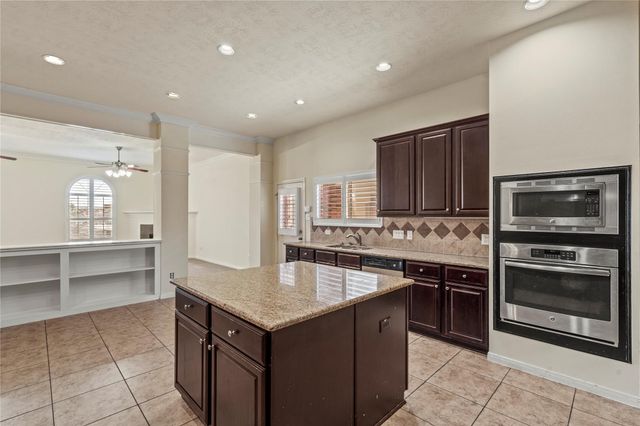 6710 Travis Street, Manvel, TX 77578