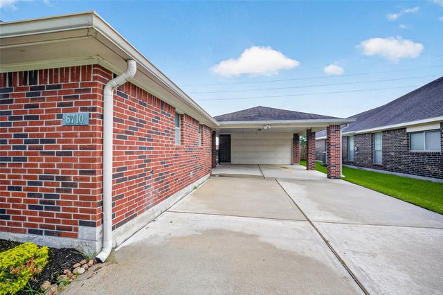 6710 Travis Street, Manvel, TX 77578