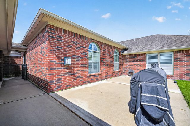 6710 Travis Street, Manvel, TX 77578