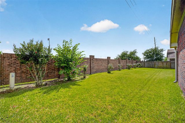 6710 Travis Street, Manvel, TX 77578