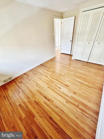 837 FOUNTAIN AVE, Lancaster, PA 17601