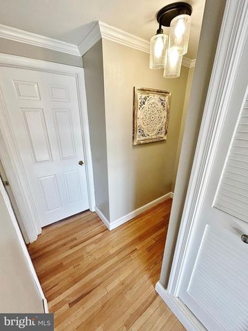 837 FOUNTAIN AVE, Lancaster, PA 17601