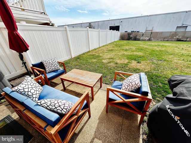 837 FOUNTAIN AVE, Lancaster, PA 17601