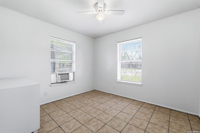 455 Wimberly Blvd, San Antonio, TX 78221