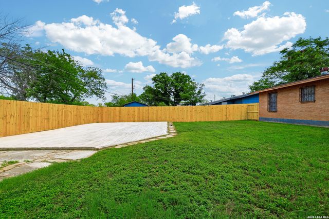 455 Wimberly Blvd, San Antonio, TX 78221