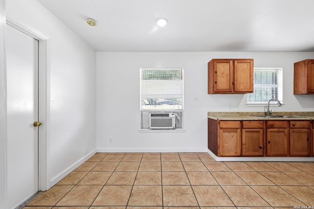 455 Wimberly Blvd, San Antonio, TX 78221